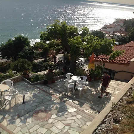 Πανσιόν Opalio Pilio 3*