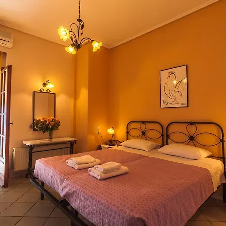 Pensión Opalio Pilio 3*